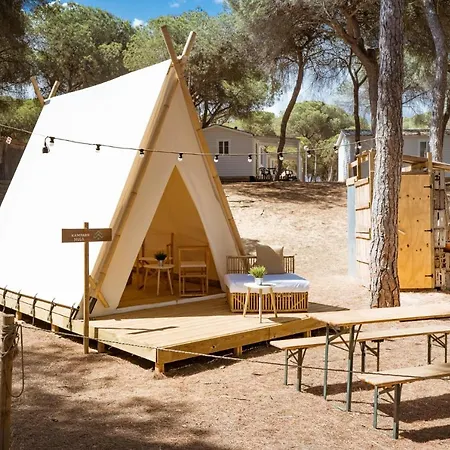 Kampaoh Campismo de Luxo